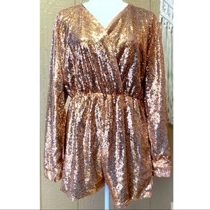 Haoduoyi Gold sequin romper NWT